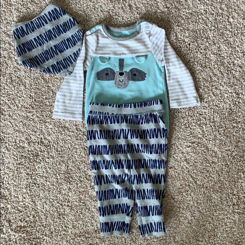 Cloud Island set with bandana bib